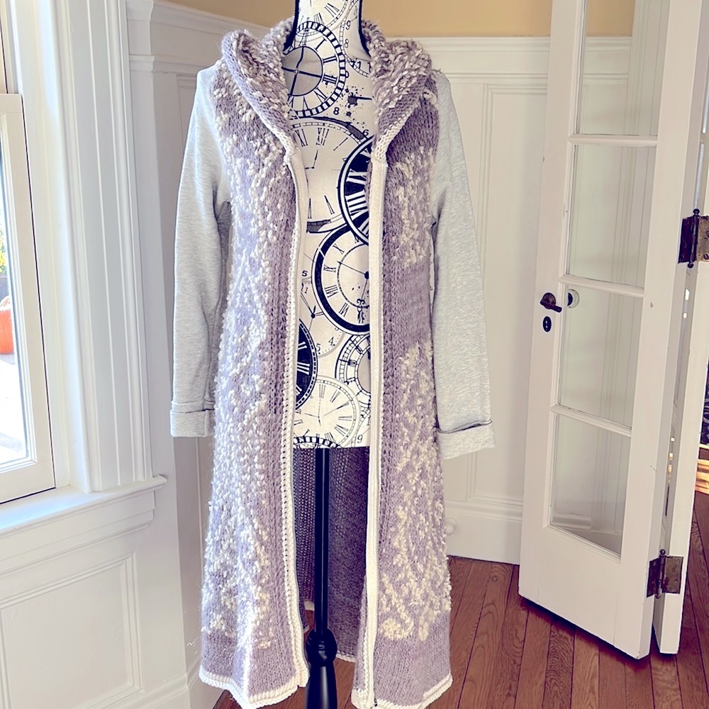 Free people long sweater purple and grey size S perfect condition